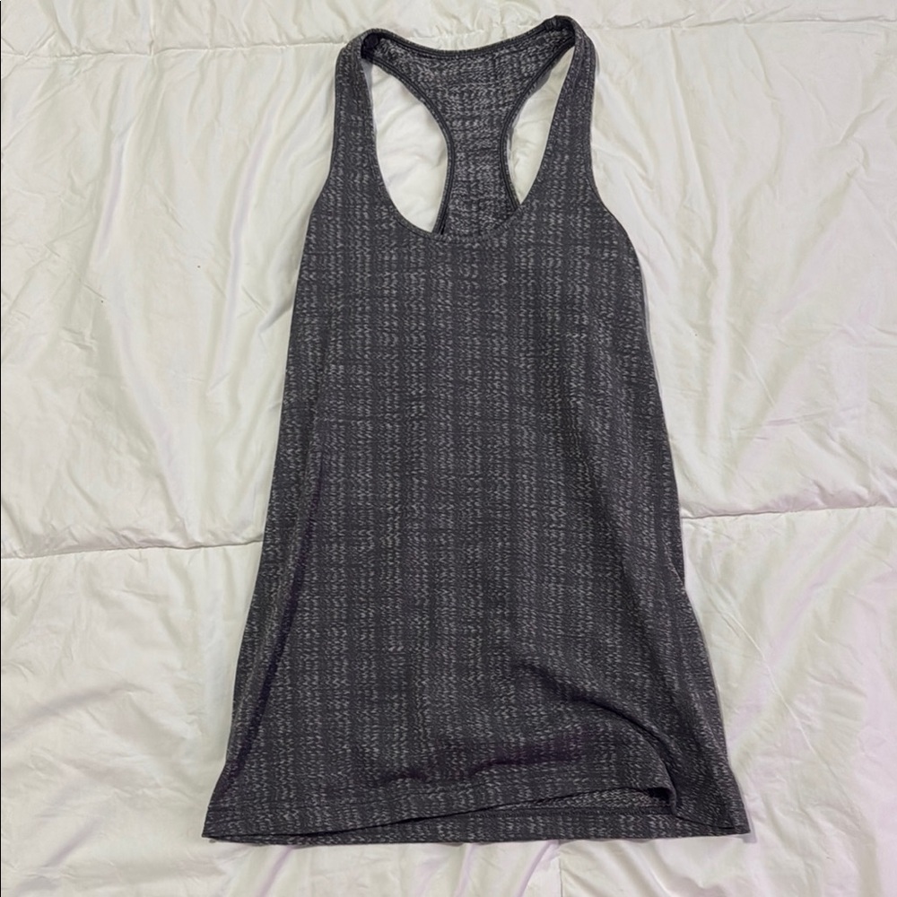 Lululemon tank top M/6
